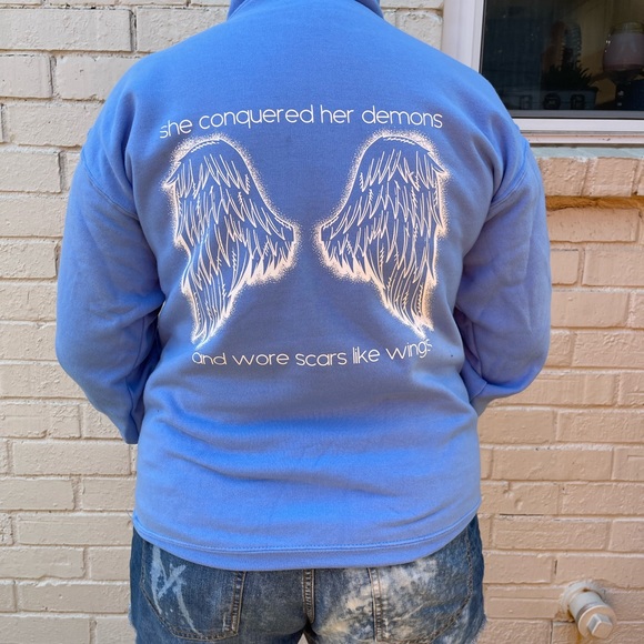 Upcycled womens hoodie. - Picture 1 of 4
